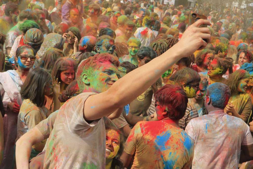 FOMO: Fear of Missing Out
