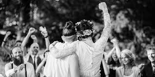 Why Slowing Down Is Essential In New Relationships